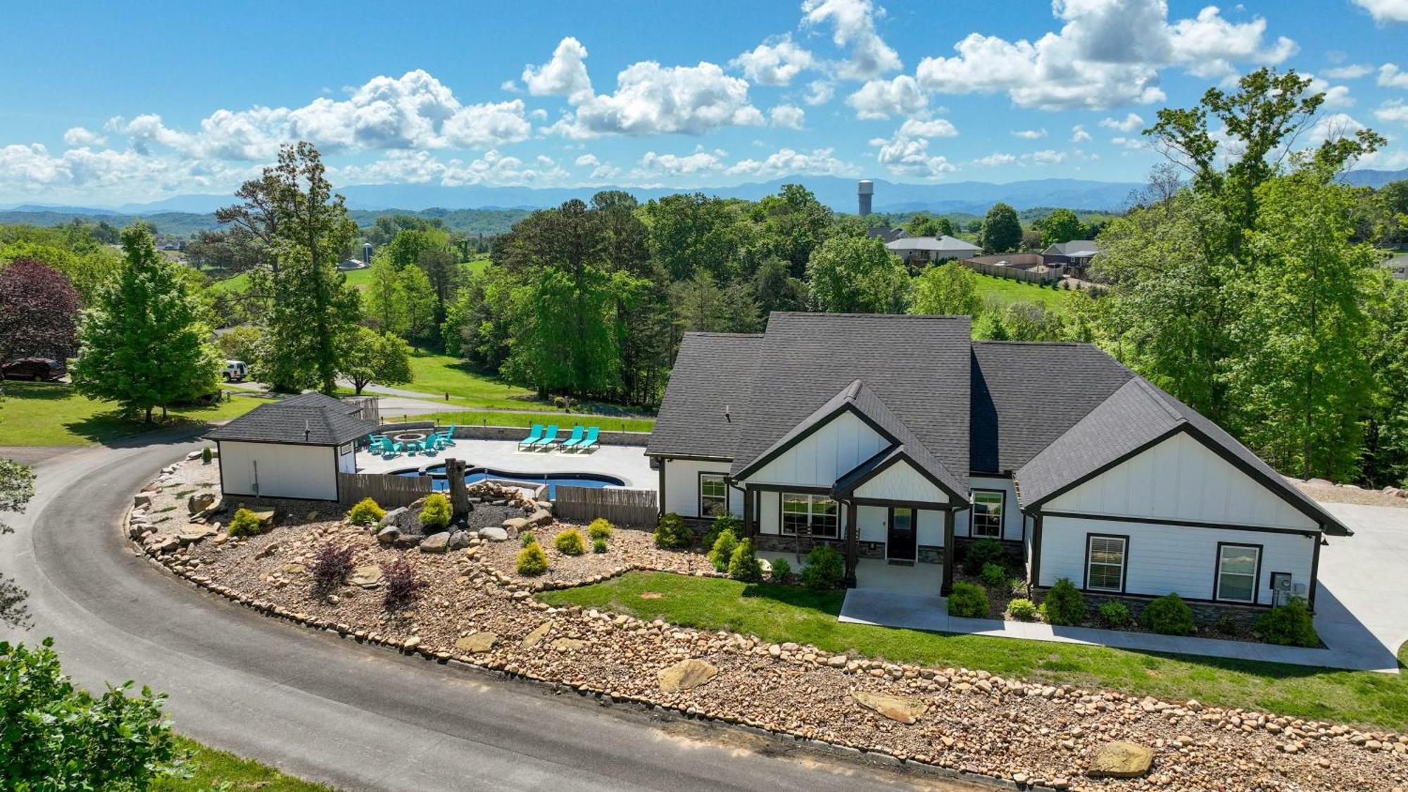 塞维尔维尔H2Oasis Incredible Pool Retreat With Mountains Views!别墅 外观 照片